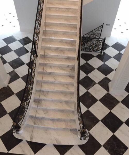 Escaliers en granit et en travertin (4)