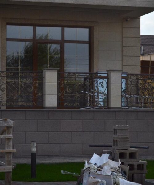 Éléments en pierre pour la façade (3)